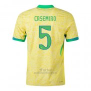 Camiseta Brasil Jugador Casemiro Primera 2024